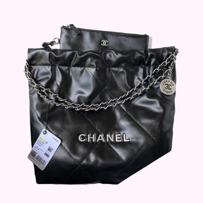 Chanel 22 Shopping Bag