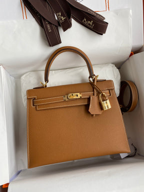 Hermes Kelly Bag ( AVAILABLE IN DIFFERENT COLOURS )