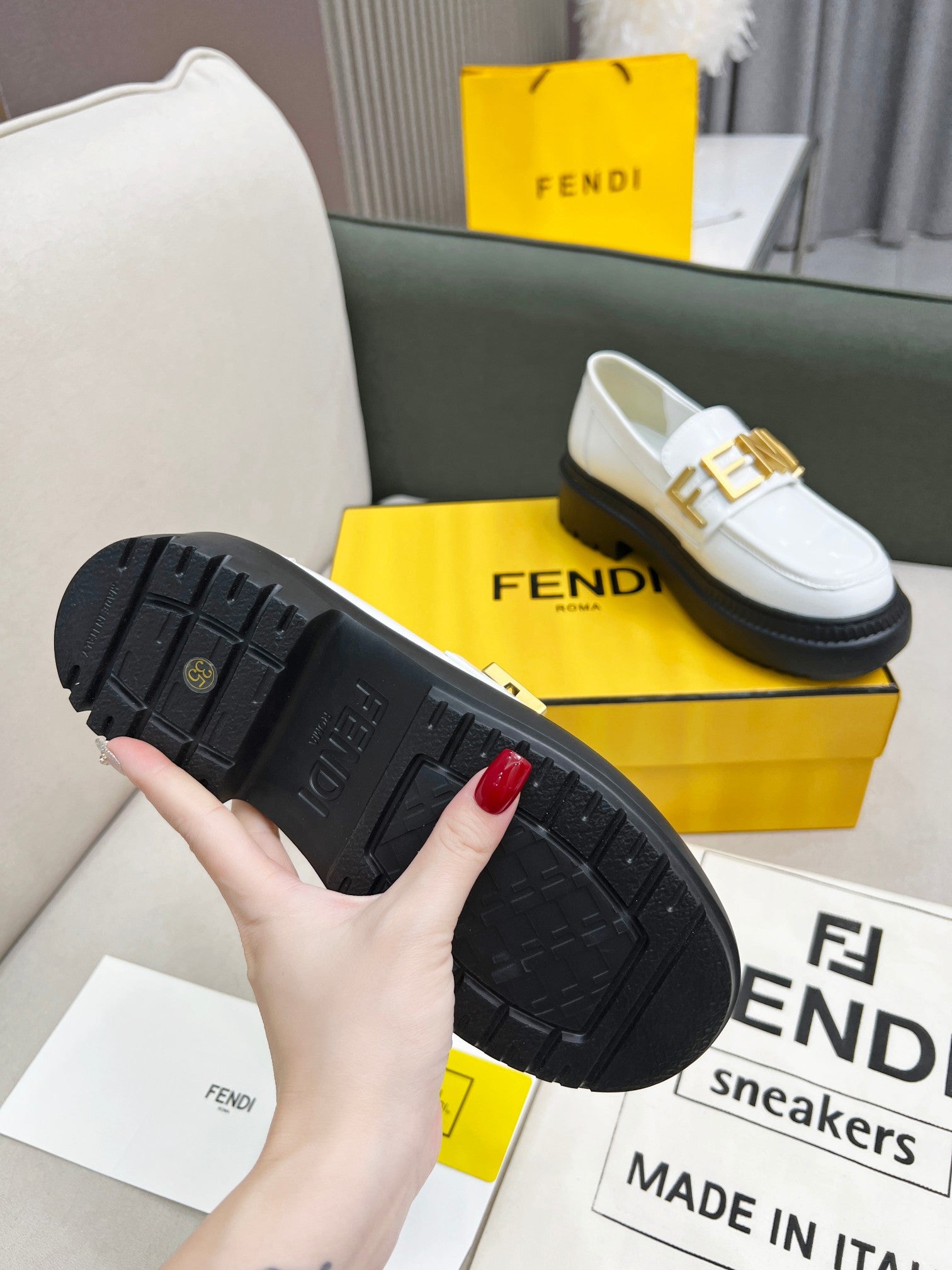 FENDI New Thick-Soled Martin Boots