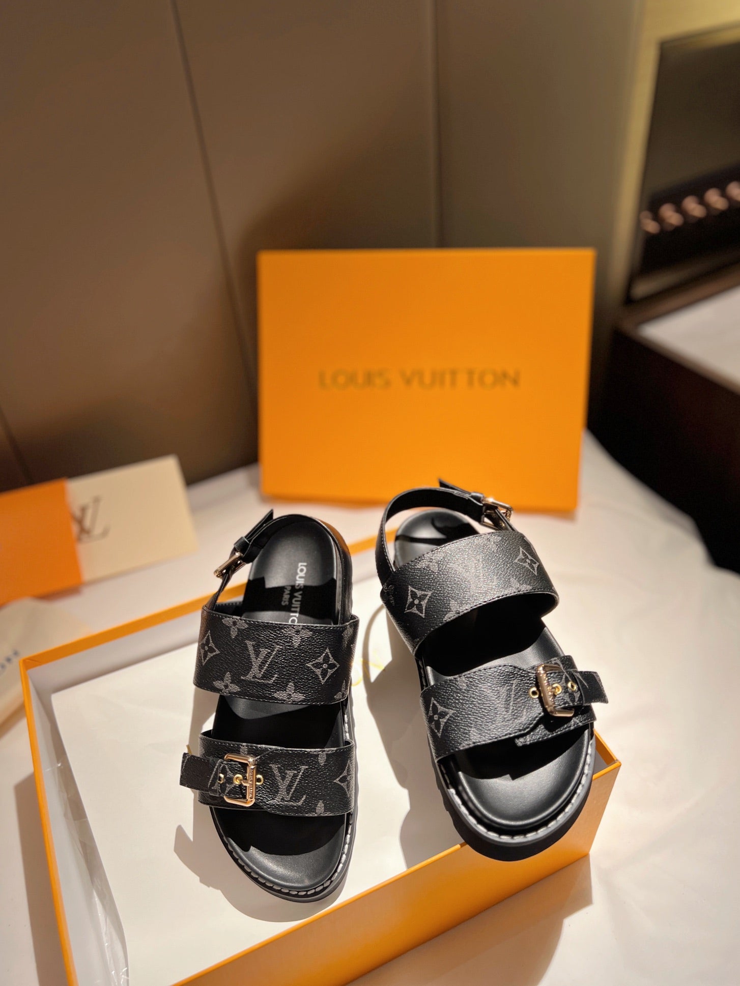 LV New Sandals