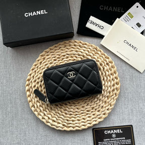 Chanel Zipped Coin Purse Wallets