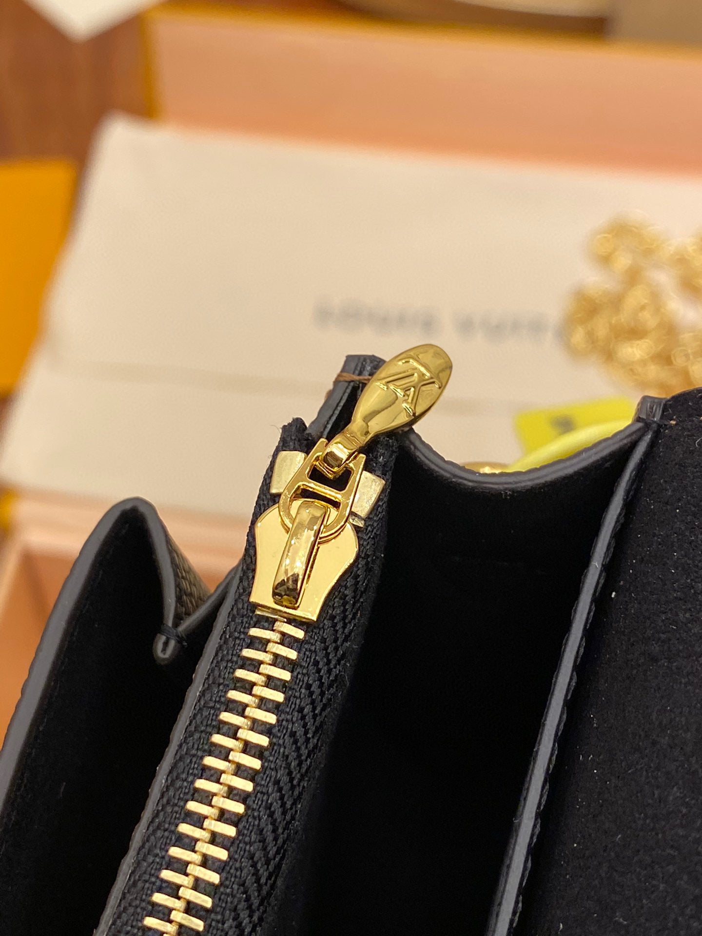 LV Vavin Chain Wallet