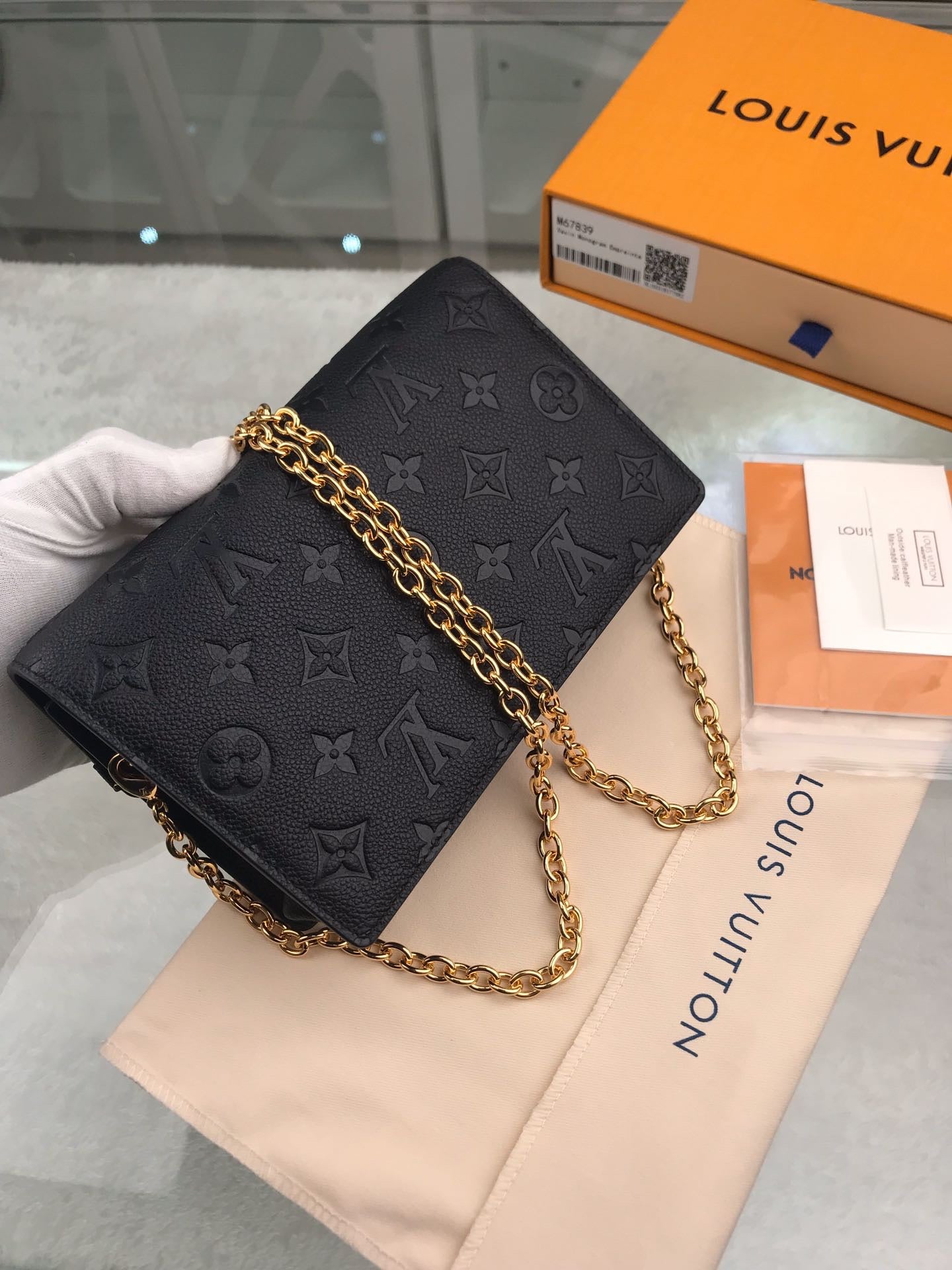 LV Vavin Chain Wallet